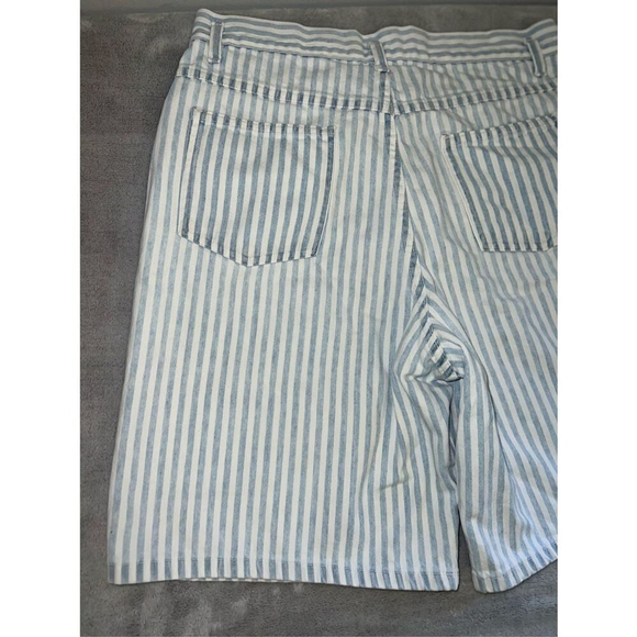 VTG Striped Denim Jean Long Shorts XS-S - Picture 7 of 8